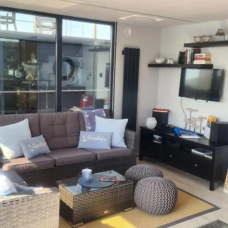 Botel Hausboot La Mare Sonja *