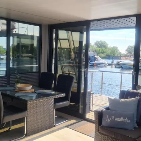 Hausboot La Mare Sonja Weyhe